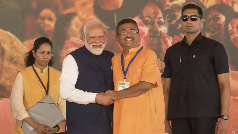 पश्चिम बंगाल में BJP का ऐतिहासिक उदय, सुवेंदु अधिकारी ने राज्य के पहले BJP मुख्यमंत्री के रूप में ली शपथ