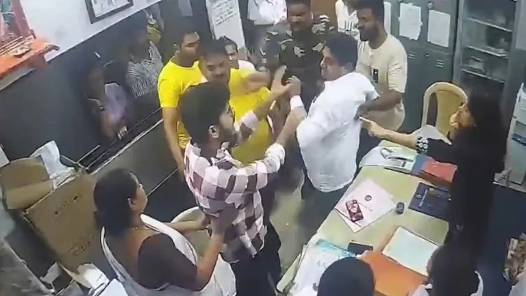 ठाणे:  डॉक्टर बोले- कभी वापस नहीं आएंगे, छोड़ दिया शहर