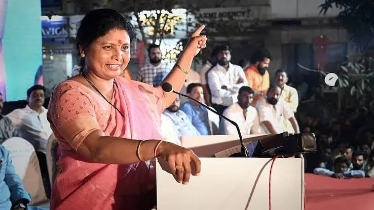 पुणे: सचिन अहीर के दल बदल पर सुषमा अंधारे का हमला, बोलीं- यह राजनीतिक बदले की रणनीति
