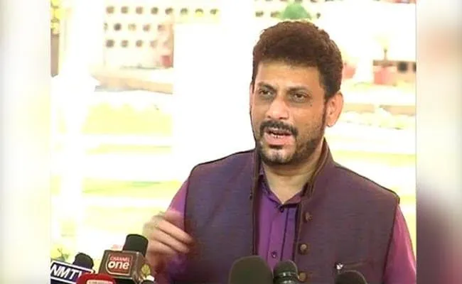 मुंबई : पायधुनी कांड पर वारिस पठान बोले- दरिंदे को फांसी दो, फास्ट ट्रैक कोर्ट में हो सुनवाई