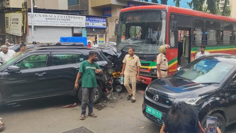 मुंबई: अंधेरी में बस की टक्कर के बाद चालक पर प्राथमिकी, महिला डॉक्टर समेत कई लोग घायल