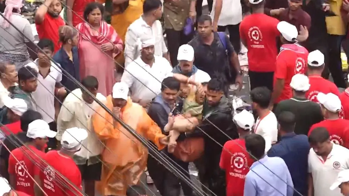 पुरी जगन्नाथ रथ यात्रा के दौरान दुखद हादसा: दम घुटने से एक भक्त की मौत, 52 अन्य को बचाया गया