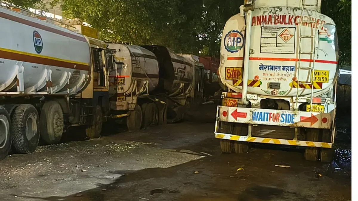 मुंबई: चेंबूर में केमिकल टैंकर में विस्फोट, मरम्मत के दौरान हुआ धमाका; एक की मौत और दो घायल