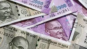 मुंबई में अस्पताल लीज के नाम पर बड़ी धोखाधड़ी: मलाड में अस्पताल देने का झांसा देकर 6 डॉक्टरों से ₹40 लाख ठगे, चारकोप पुलिस ने दर्ज की FIR