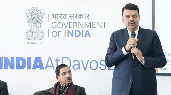  मुंबई को मिला बड़ा मोबिलिटी बूस्टर, मुख्यमंत्री ने फडणवीस किया कई प्रोजेक्ट्स का लोकार्पण