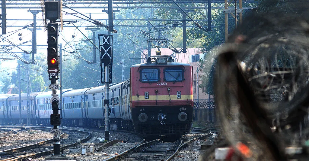 मुंबई से सावंतवाड़ी रोड के बीच नई रोजाना एक्सप्रेस ट्रेन को मंजूरी