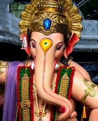 मुंबई गणेश आगमन 2026: परेल में मशहूर पंडालों में भगवान गणेश के स्वागत के साथ जश्न शुरू