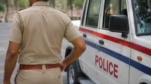 मुंबई पुलिस से करोड़ों की 'लूट', अपने ही अधिकारियों ने चूना लगाया 