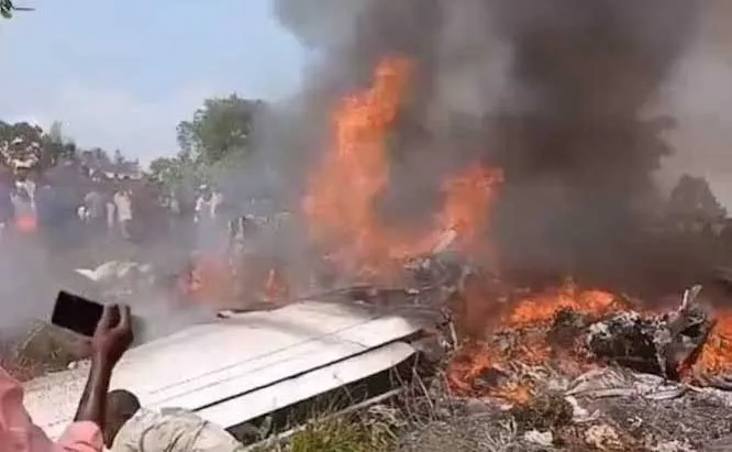 कांगो में बड़ा विमान हादसा... 2 सैन्य अधिकारियों समेत 14 लोगों की दर्दनाक मौत !