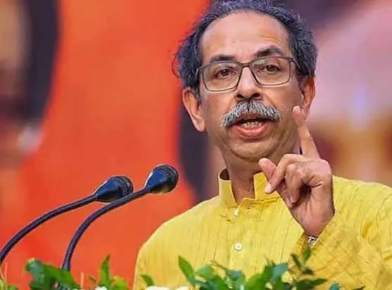 महाराष्‍ट्र : सूखे पर घमासान... उद्धव ठाकरे ने सीएम फडणवीस की डिमांड पर दिखाए तेवर