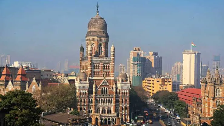 मुंबई : पार्षदों ने वार्षिक वार्ड विकास कोष ६० लाख रुपए से बढ़ाकर सीधे १ करोड़ रुपए करने की मांग की