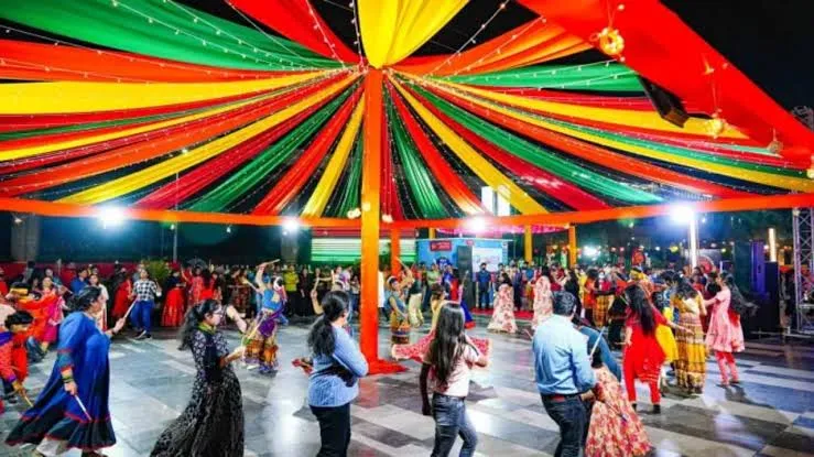 मुंबई: गैर हिंदुओं की नो एंट्री, नवरात्रि मंडल में मुस्लिम नहीं, विहिप और बजरंग दल ने आयोजनों के लिए जारी की है गाइडलाइंस