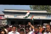 पेगासस स्पाइवेयर मुद्दे पर दादर रेलवे स्टेशन के बाहर युवा कांग्रेस कार्यकर्ताओं का विरोध प्रदर्शन