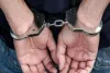 मलाड के अक्सा बीच की लॉज पर तीन धोखेबाजों ने की थी फर्जी छापेमारी...पुलिस ने किया गिरफ्तार