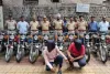 पुणे के विश्रामबाग पुलिस ने दो चोरों द्वारा चोरी की गई 17 Yamaha RX100 बाइक बरामद की. जब्त बाइक की कीमत साढ़े चार लाख रुपये