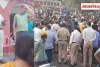 माहिम में कोली समुदाय ने ट्रैफिक सिग्नल की मांग को लेकर माहिम कॉज़वे पर रास्ता रोखो आंदोलन किया
