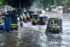 मुंबई समेत आसपास के इलाकों में रात से भारी बारिश; निचले इलाकों में जलभराव