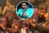 मुंबई : उदित नारायण ने इवेंट में फीमेल फैन को किया किस; वीडियो सोशल मीडिया पर वायरल