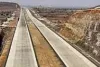 दिल्ली-मुंबई एक्सप्रेसवे पर नही रुक रही चोरियां, निर्माण स्ट्रक्चर तोड़े, लाइटिंग और सोलर प्लेटें तक हुईं गायब