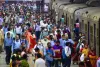मुंबई : लालबाग जाना हो या चिंतामणि, स्टेशनों पर भीड़ संभालने के लिए मध्य रेलवे तैयार, बनाया ये प्लान