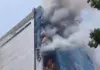 मुंबई के मलाड पूर्व में वर्दमान गारमेंट की दुकान में भीषण आग... कोई हताहत नहीं