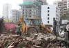 मुंबई : पुलिस की बड़ी कार्रवाई: हिस्ट्रीशीटर को देश निकाला, अवैध निर्माण ध्वस्त