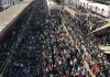 विरार रेलवे स्टेशन पर भारी हंगामा: यात्रियों ने ट्रैक जाम किया, मुंबई लोकल सेवा पर असर