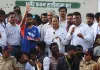 पुणे यूनिवर्सिटी में कॉकरोच जनता पार्टी का प्रदर्शन, शिक्षा सुधार की मांग को मिला हजारों युवाओं का समर्थन