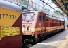 मुंबई : महालक्ष्मी एक्सप्रेस में धुआं उठने से हड़कंप, कई ट्रेनों की आवाजाही में हुई देरी