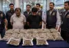 मुंबई एयरपोर्ट कस्टम्स ने इंटरनेशनल ड्रग सिंडिकेट का भंडाफोड़ किया, 19 साल के लड़के को 16किलो हाइड्रोपोनिक वीड के साथ अरेस्ट किया