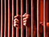 महाराष्ट्र : दो पूर्व आयकर अफसरों को रिश्वत लेने के आरोप में 3 साल जेल...