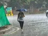मुंबई शहर और उपनगरों में हुई तेज बारिश से सड़कें हुई जलमग्न... कई जगह गिरे पेड़