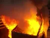 पुणे के होटल रेवल सिद्धि में लगी भीषण आग, 2 कर्मचारियों की जलकर मौत; एक गंभीर