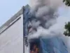 मुंबई के मलाड पूर्व में वर्दमान गारमेंट की दुकान में भीषण आग... कोई हताहत नहीं