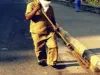 मुंबई में सफाईकर्मी को सड़क पर मिला 150 ग्राम सोना, पुलिस को सौंपा