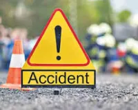 Maharashtra: पालघर में कार और मोटरसाइकिल के बीच टक्कर, दुर्घटना में दो लोगों की मौत