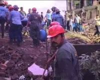  डोंबिवली पूर्व में इमारत गिरने से 55 लोग घायल, कई की हालत गंभीर