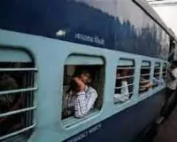 लंबी दूरी की ट्रेनों में यात्रियों के रात में आने वाले गंतव्‍य स्‍टेशनों के लिए रेलवे ने बनाये विशेष नियम...  