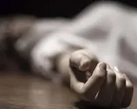 नासिक में महिला ने छत से कूद कर कर ली आत्महत्या !