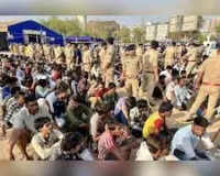 मुंबई : अवैध रूप से रह रहे और सरकारी दस्तावेज़ हासिल करने वाले बांग्लादेशी प्रवासियों के खिलाफ खास अभियान