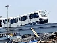 मुंबई : टेस्ट रन के दौरान एक मोनोरेल ट्रेन झुक गई; मोनोरेल को हुआ नुकसान