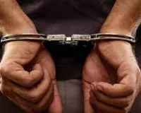 नवी मुंबई : डॉक्टर से पैसे ऐंठने की कोशिश; धोखेबाज़ गिरफ्तार