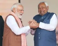 नई दिल्ली : बिहार के मुख्यमंत्री के तौर पर शपथ लेने पर नीतीश कुमार को प्रधानमंत्री नरेंद्र मोदी ने दी बधाई; कहा 