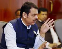 मुंबई : राज्य विभागों, अर्ध-सरकारी कार्यालयों और सरकार-नियंत्रित निकायों को विधायकों और सांसदों के साथ अत्यंत सम्मान और शिष्टाचार के साथ व्यवहार करने का आदेश