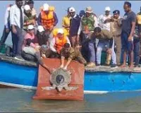 दहानू : घायल जंगली कछुए को बचाया; पूरी तरह ठीक होने के बाद उसे सफलतापूर्वक सैटेलाइट-टैग किया गया और पानी में छोड़ दिया गया