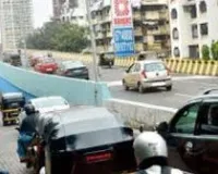 मुंबई : गोरेगांव वीर सावरकर फ्लाईओवर के डिज़ाइन में खास बदलाव करने की सलाह 