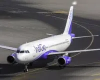 मुंबई जा रही इंडिगो एयरलाइंस की फ्लाइट में सवार एक बच्चे की अचानक तबीयत बिगड़ गई; विमान को वापस एयरपोर्ट पर लाने का निर्णय