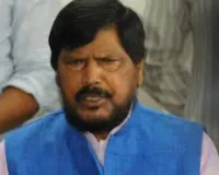 मुंबई में झारखंड भवन बनाने को लेकर विरोध नहीं है - रामदास आठवले