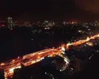 मुंबई : बिजली की आपूर्ति न होने पर कई ट्वीट; एक घंटे में ही बिजली न होने पर औकात पता चल गई