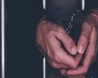 मुंबई :  ट्रिप पर दोस्त की बेरहमी से हत्या करने के आरोप में दो लोग गिरफ्तार